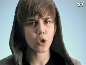 Важко бути Джастіном Бібером, коли світ захопила "бібероманія" Важко бути Джастіном Бібером, коли світ захопила "бібероманія"