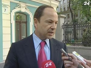 МВФ зволікає з відвідинами України через дефіцит бюджету МВФ зволікає з відвідинами України через дефіцит бюджету