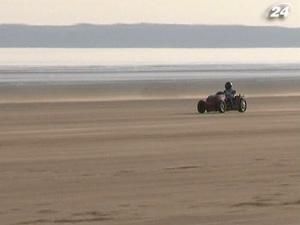 Британець розігнав газонокосарку до 137 км/год Британець розігнав газонокосарку до 137 км/год