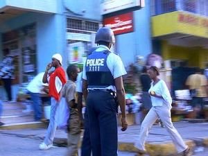 На Ямайці ввели надзвичайний стан через війну між поліцією і людьми наркобарона