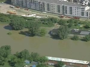 У Варшаві через повінь влада закрила одну з головних магістралей У Варшаві через повінь влада закрила одну з головних магістралей