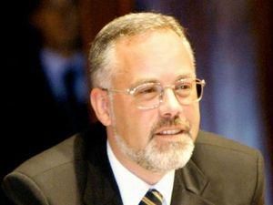 Табачник візьметься за сільські школи Табачник візьметься за сільські школи