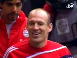 Арьєн Роббен - найкращий гравець Бундесліги 2009/2010 Арьєн Роббен - найкращий гравець Бундесліги 2009/2010