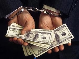 У Москві затримали слідчого за отримання 1 млн. дол. хабаря У Москві затримали слідчого за отримання 1 млн. дол. хабаря