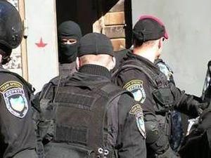 Міліція силою захопила завод у Запоріжжі Міліція силою захопила завод у Запоріжжі