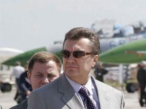 Янукович перевірив будівництво львівського аеропорту
