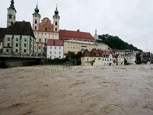 У Нижній Австрії від повені загинула жінка У Нижній Австрії від повені загинула жінка