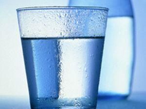 В Україні перевіряють якість мінеральної та бутильованої води