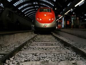 Китай запускає найшвидші поїзди власного виробнитцва Китай запускає найшвидші поїзди власного виробнитцва
