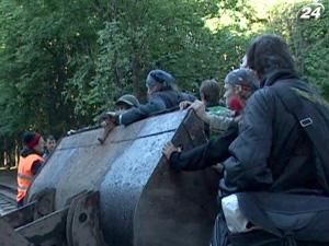 Харків'яни проти вирубування дерев у парку Горького