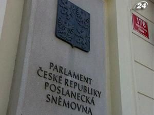 Сьогодні чехи обирають депутатів нижньої палати парламенту Сьогодні чехи обирають депутатів нижньої палати парламенту