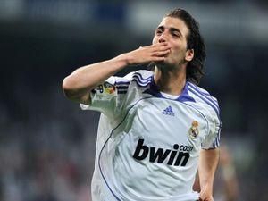 "Реал" хоче продати трьох гравців "Реал" хоче продати трьох гравців