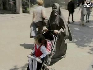 Європа продовжує війну проти паранджі Європа продовжує війну проти паранджі