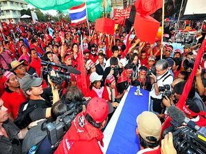 У Таїланді скасували комендантську годину У Таїланді скасували комендантську годину