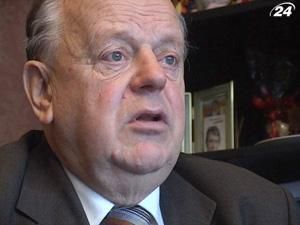 Екс-глава Білорусі скаржиться на мізерну пенсію Екс-глава Білорусі скаржиться на мізерну пенсію