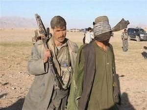 В Афганістані таліби вбили 5 поліцейський В Афганістані таліби вбили 5 поліцейський