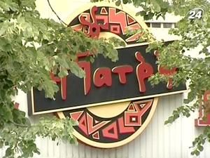 Нетверезі компанії з'ясовували стосунки із застосуванням зброї Нетверезі компанії з'ясовували стосунки із застосуванням зброї