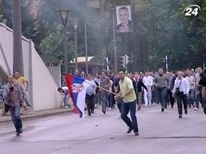 У Косові албанці побилися із сербами У Косові албанці побилися із сербами