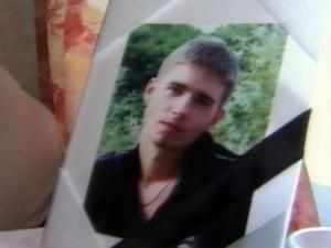 Смерть студента в міліції вилилась у всеукраїнську акцію протесту Смерть студента в міліції вилилась у всеукраїнську акцію протесту