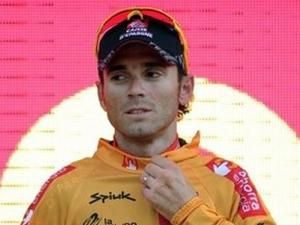 Алехандро Вальверде заборонили змагатись на професійному рівні Алехандро Вальверде заборонили змагатись на професійному рівні