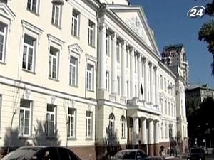 Майже 11 млн. грн. розтринькали службовці МНС Майже 11 млн. грн. розтринькали службовці МНС