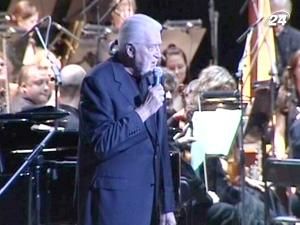 Засновник Deep Purple виступив у столиці з українським оркестром Засновник Deep Purple виступив у столиці з українським оркестром