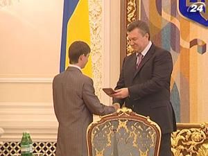 Юні герої отримали президентські відзнаки за недитячі подвиги Юні герої отримали президентські відзнаки за недитячі подвиги