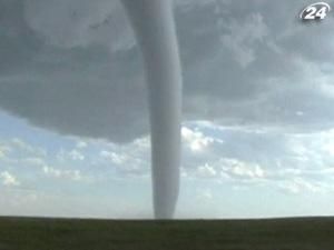 У США над штатом Колорадо пронеслись одразу кілька торнадо У США над штатом Колорадо пронеслись одразу кілька торнадо