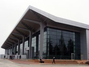 На харківський аеропорт виділяють більше 500 млн. грн На харківський аеропорт виділяють більше 500 млн. грн