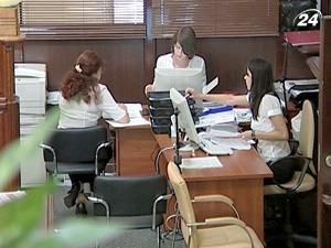 Ставки по банківських депозитах продовжують падати Ставки по банківських депозитах продовжують падати