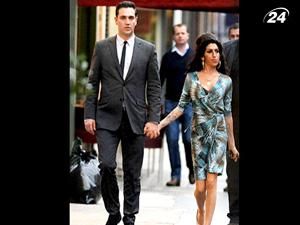 У Емі Вайнхаус новий бойфренд У Емі Вайнхаус новий бойфренд