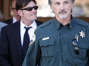 Чарлі Шин може потрапити у в’язницю Чарлі Шин може потрапити у в’язницю