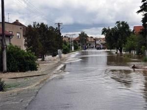 У Словаччині затопило 10% території (відео) У Словаччині затопило 10% території (відео)