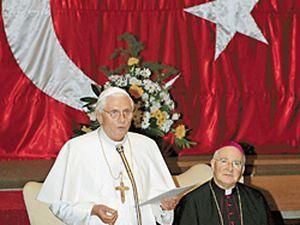 У Туреччині вбили католицького священника У Туреччині вбили католицького священника