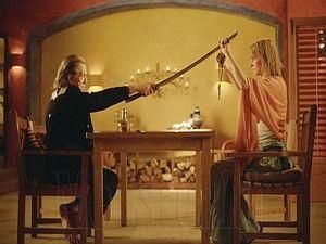 Вдова актора Девіда Керрадайна подала до суду на кінокомпанію Вдова актора Девіда Керрадайна подала до суду на кінокомпанію