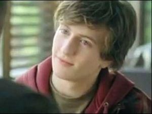 У Франції McDonald's запустив рекламу для геїв У Франції McDonald's запустив рекламу для геїв