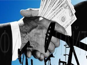 Нафта дешевшає вперше за три дні Нафта дешевшає вперше за три дні