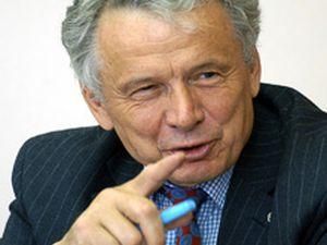 Фінансова стабільність України неможлива без обмежень в бюджетній сфері Фінансова стабільність України неможлива без обмежень в бюджетній сфері