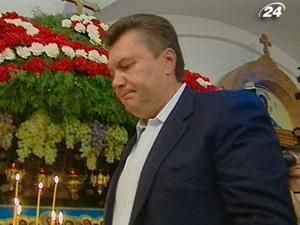 Віктор Янукович нині відвідає Афіни, завтра - Стамбул Віктор Янукович нині відвідає Афіни, завтра - Стамбул