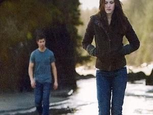 Сагу з серії "Сутінки" визнали найкращою на MTV Movie Awards Сагу з серії "Сутінки" визнали найкращою на MTV Movie Awards