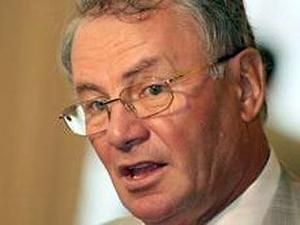 Через шизофренію Табачника хочуть відправити у відставку восени Через шизофренію Табачника хочуть відправити у відставку восени