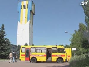 На шахті Скочинського продовжують шукати трьох гірників На шахті Скочинського продовжують шукати трьох гірників