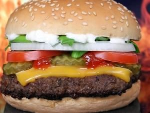 В Австралії приготували найбільший в світі гамбургер В Австралії приготували найбільший в світі гамбургер