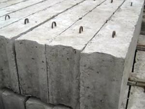 На Херсонщині бетонний блок притиснув 4-річну дитину насмерть На Херсонщині бетонний блок притиснув 4-річну дитину насмерть