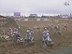 Чинний чемпіон Антоніо Кайролі дістався подіуму в обох гонках Чинний чемпіон Антоніо Кайролі дістався подіуму в обох гонках