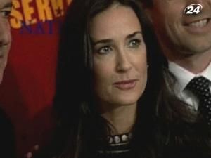 Демі Мур вдарилася у спогади Демі Мур вдарилася у спогади