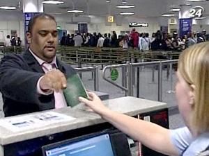 Великобританія запровадила мовний тест для отримання подружніх віз Великобританія запровадила мовний тест для отримання подружніх віз