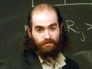 Математики змучились чекати Перельмана і віддали мільйон іншому Математики змучились чекати Перельмана і віддали мільйон іншому