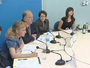 Американська фірма розслідує діяльність Тимошенко-прем'єра Американська фірма розслідує діяльність Тимошенко-прем'єра