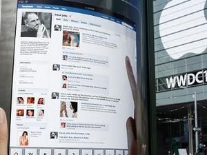 Любителі порнографії зіпсули рекламні плакати iPad Любителі порнографії зіпсули рекламні плакати iPad